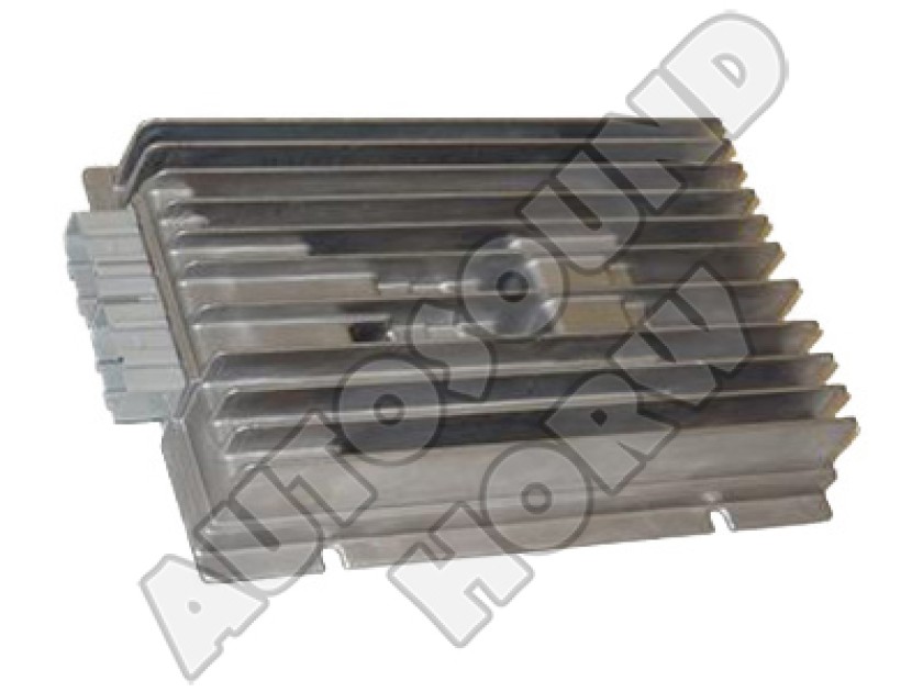 VW Passat Dynaudio Verstärker